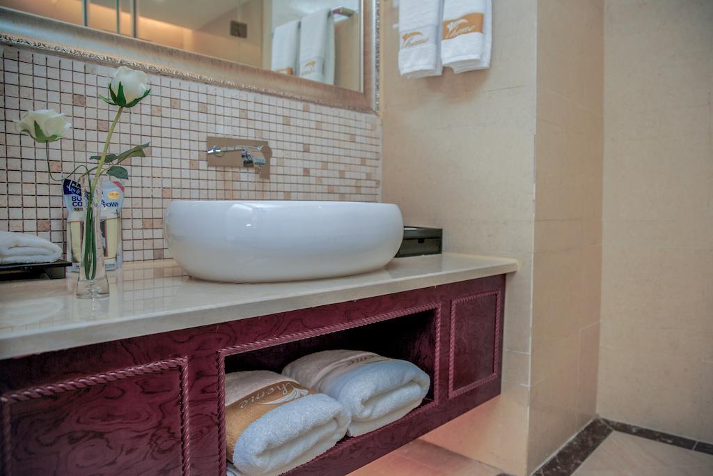 Chengdu Theme Hotel Zewnętrze zdjęcie
